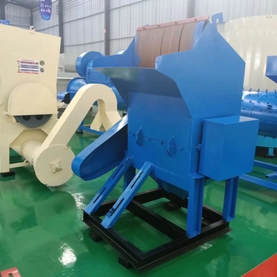 quality Fonction de concassage automatique concasseur de plastique à faible bruit et déchiqueteuse multifonctionnelle factory